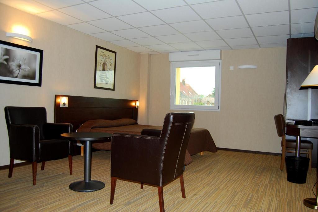 Le Logis De La Lys Hotel Aire-sur-la-Lys Cameră foto